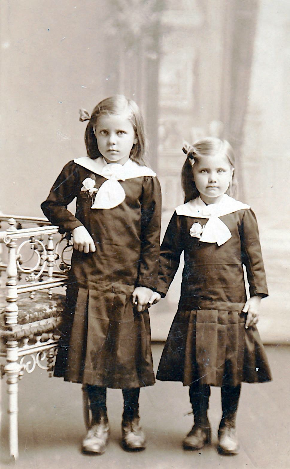Astrid og Nora H. Nordgarden